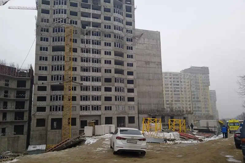 Все строительные краны проверят после гибели машиниста в Алматы