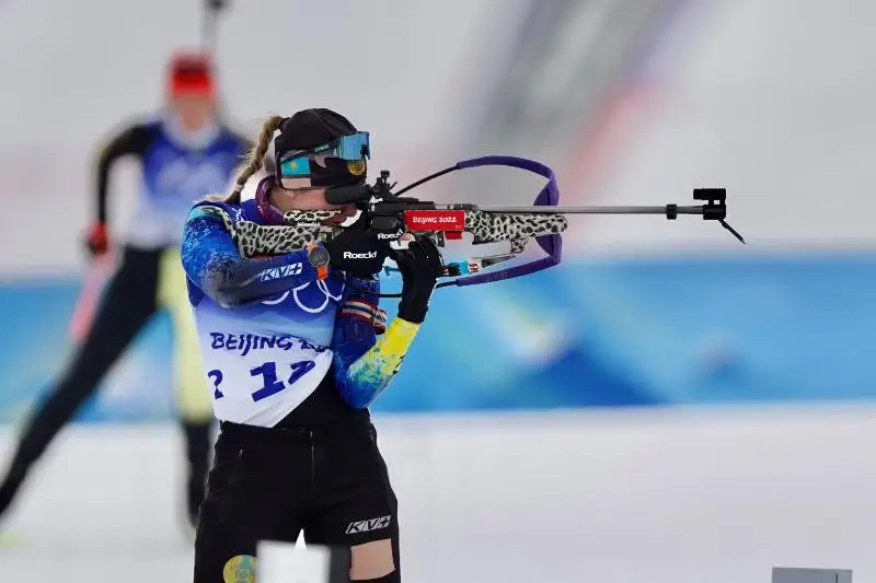 Казахстанская биатлонистка выступила в гонке преследования на Олимпиаде в Пекине