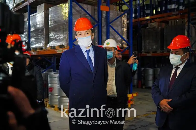 QR Energetıka mınıstri Maǵzum Myrzaǵalıev Shymkent qalasyndaǵy kásiporyndardyń jumysymen tanysty