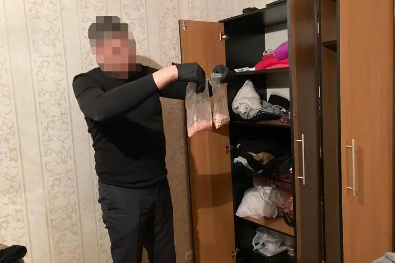 1700 доз «синтетики» изъяли у студента колледжа в СКО