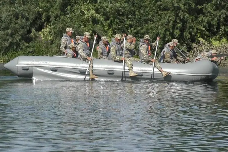 Легководолазную подготовку прошли военные Семейского гарнизона