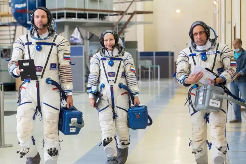 Первый космический киноэкипаж готов к полету с Байконура