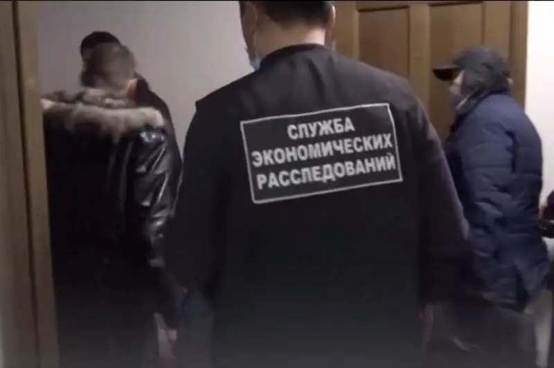 100 млн тенге вымогал банкротный управляющий у директора организации в Костанайской области