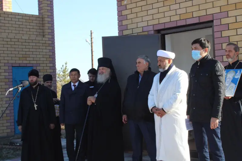 Мечеть и церковь появились в отдаленном селе Павлодарской области