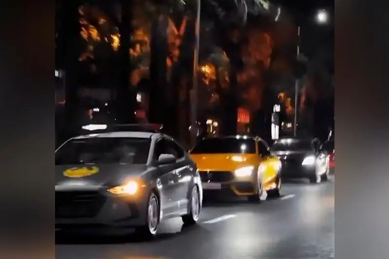 «Сопровождение» авто популярного блогера прокомментировали в полиции Алматы