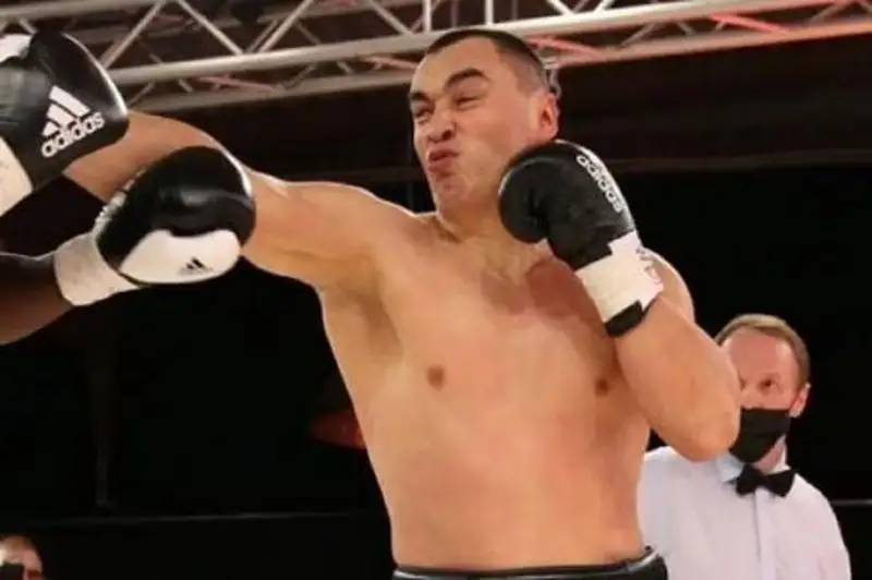 Казахстанский нокаутер одержал самую большую победу в карьере