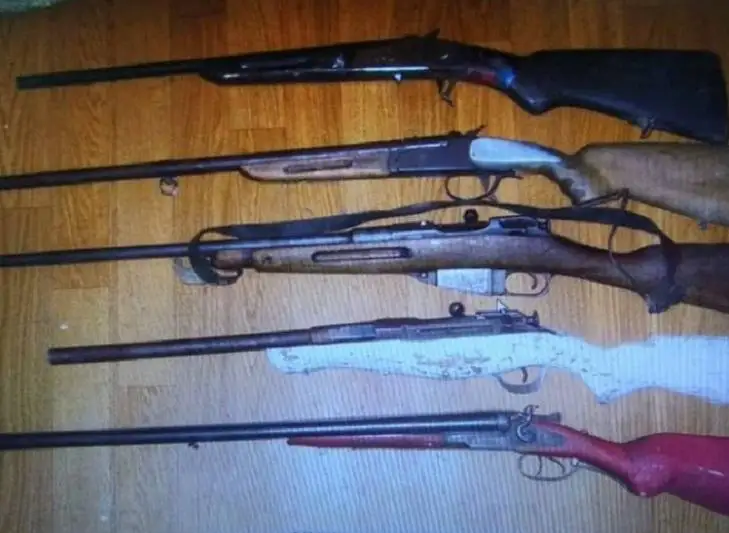 Пять единиц оружия сдал в полицию житель ВКО
