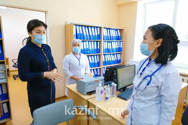 Vıtse-mınıstr balasyna vaktsına saldyrmaı júrgen ata-analarǵa úndeý jasady