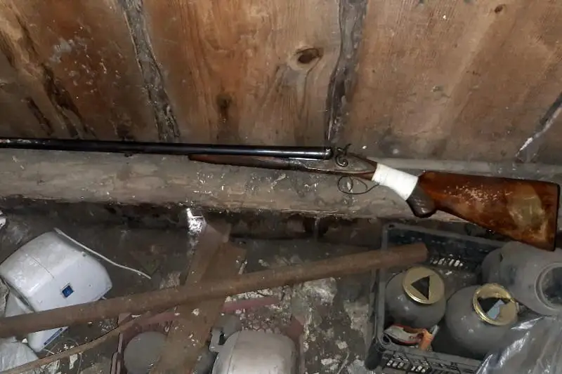 Павлодарские полицейские изъяли 100 единиц зарегистрированного оружия