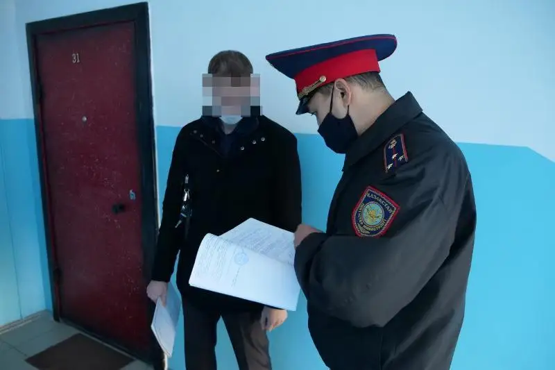 За границей нашли должника по алиментам полицейские СКО