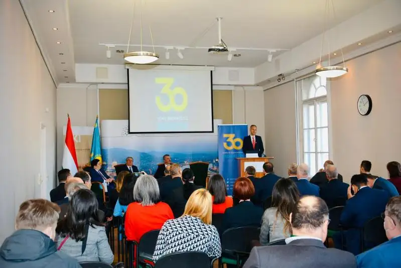 Круглый стол, посвященный 30-летию Независимости Республики Казахстан, состоялся  в Будапеште