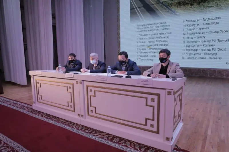 «QazAvtoJol» ókilderi Qostanaı-Nur-Sultan jolyn keńeıtýge qatysty pikir bildirdi