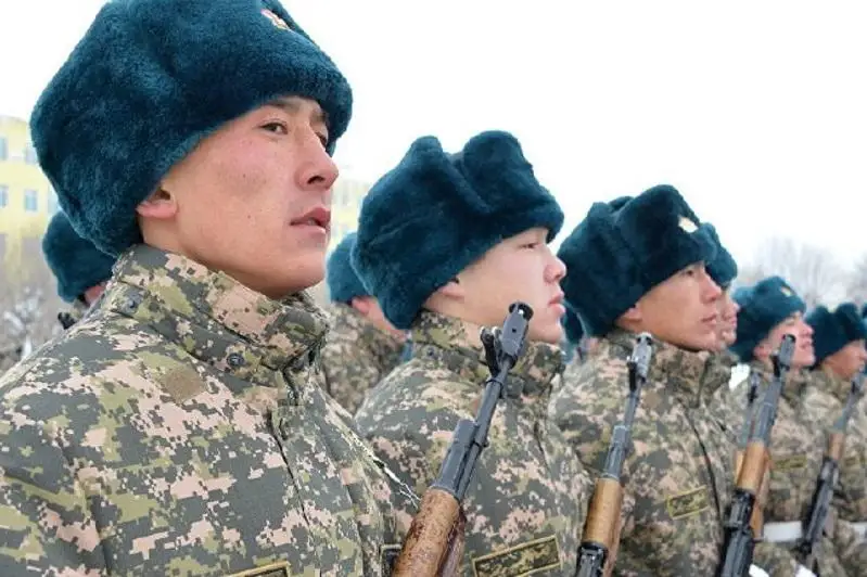 Около 17-ти тысяч казахстанцев подлежат весеннему призыву