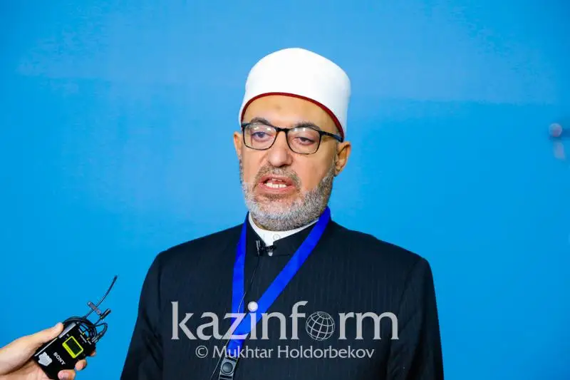 Роль религиозных лидеров в возрождении моральных ценностей отметил генсек Академии исламских исследований