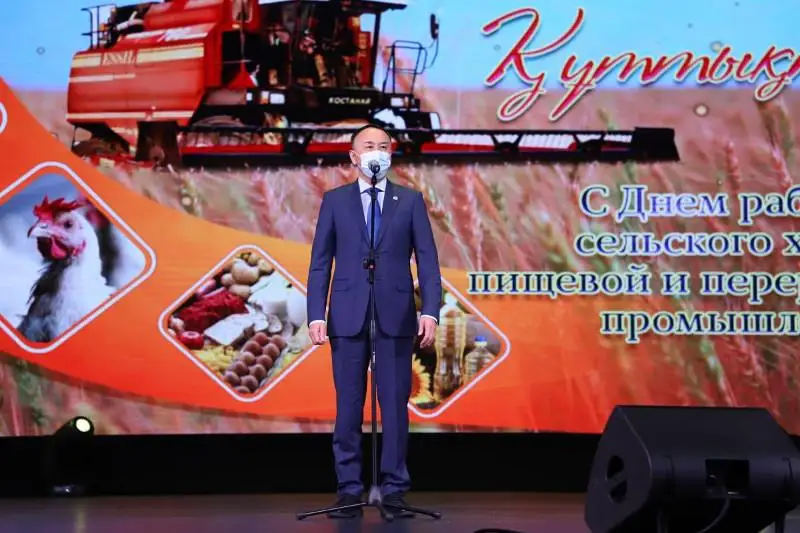 Задачи перед костанайскими аграриями озвучил Архимед Мухамбетов