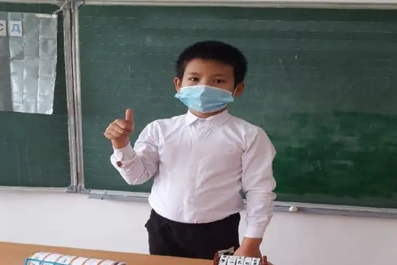 Mańǵystaýdaǵy aýyl balasy matematıkalyq esepti tez ári ońaı sheshetin joba oılap tapty