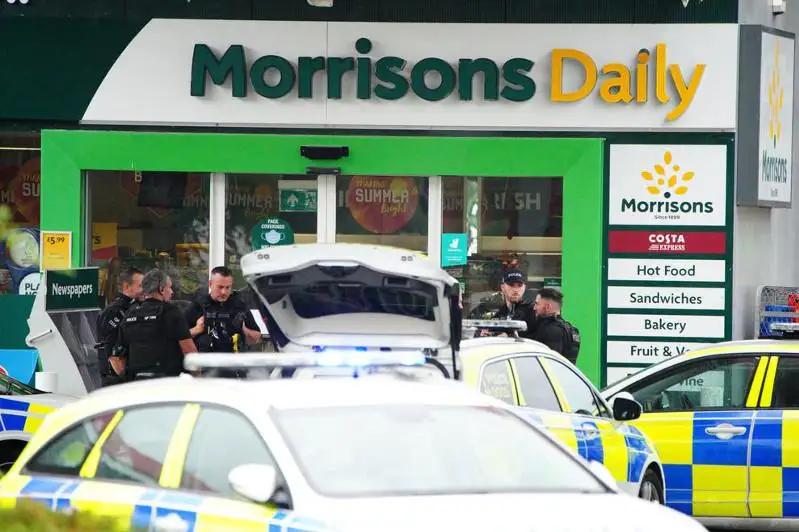 Захвативший заложников в английском Бристоле мужчина задержан полицией