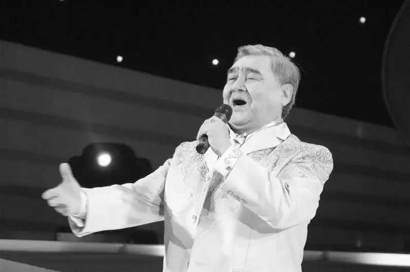 Скончался казахстанский певец и композитор Ескендир Хасангалиев