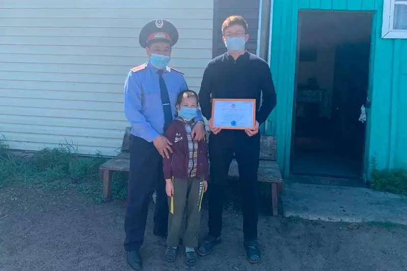 За спасение младшего брата наградили 18-летнего жителя СКО