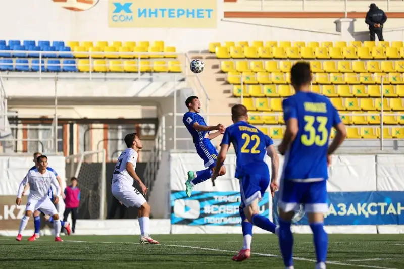 Футбол: «Каспий» мен «Ақжайық» тең ойнады