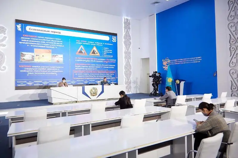 Принимает ли министр участие в аварийно-спасательных работах, рассказал Юрий Ильин