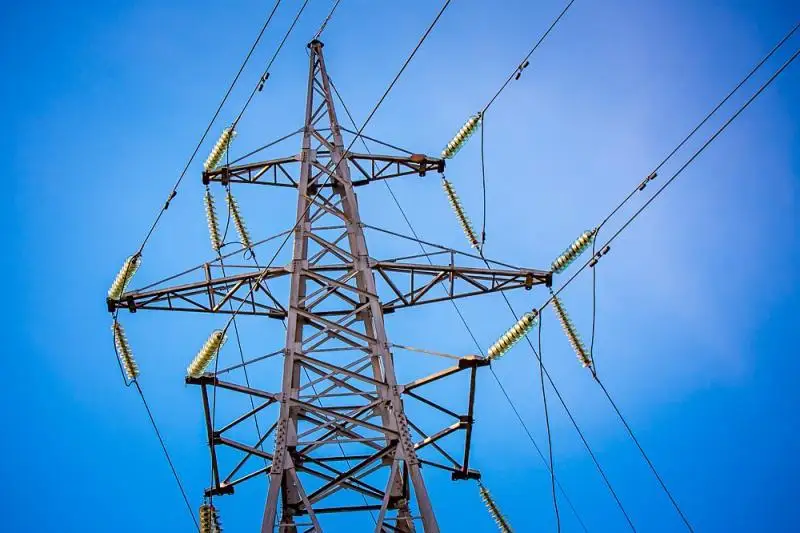Elorda irgesindegi Talapker aýylynda elektrmen jabdyqtaý máselesi sheshimin tabýda