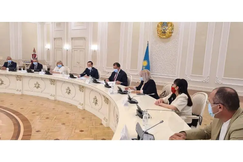 Марат Азильханов встретился с руководителями этнокультурных объединений АНК Мангистауской области