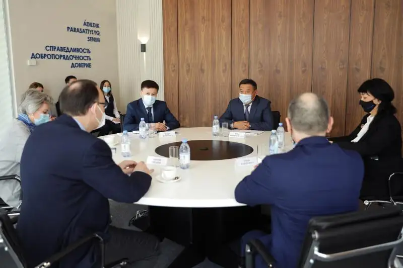 Марат Ахметжанов встретился с новым главой Офиса программ ОБСЕ в Нур-Султане