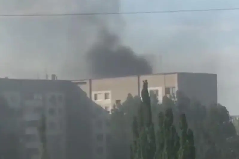 Пожар на теплоизоляционных трубах произошёл в Павлодаре