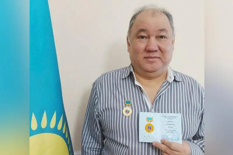 Карагандинских артистов наградили медалями Союза театральных деятелей Казахстана