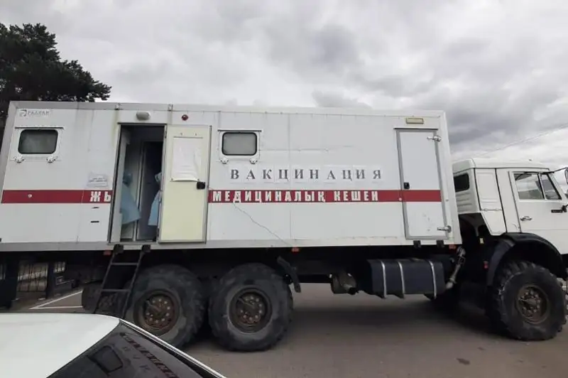 Вакцинироваться смогут жители отдалённых сёл Каркаралинского района в передвижных прививочных пунктах