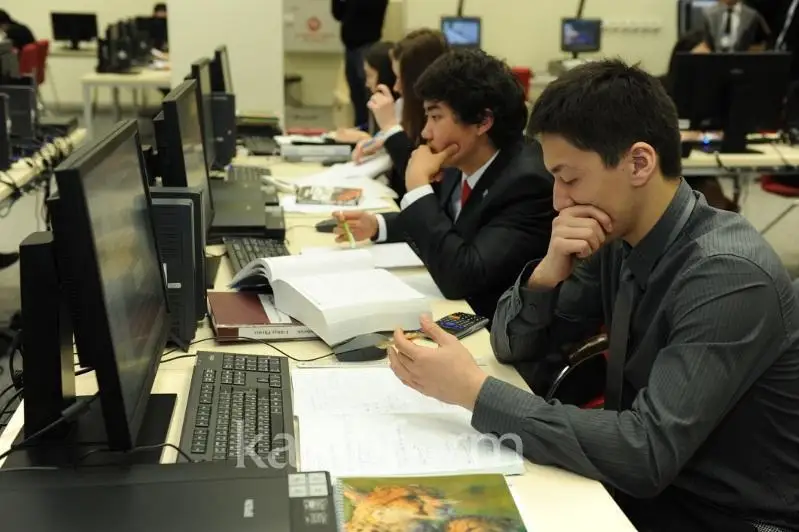 Зарплату трудящихся по молодежной практике увеличили в Алматы