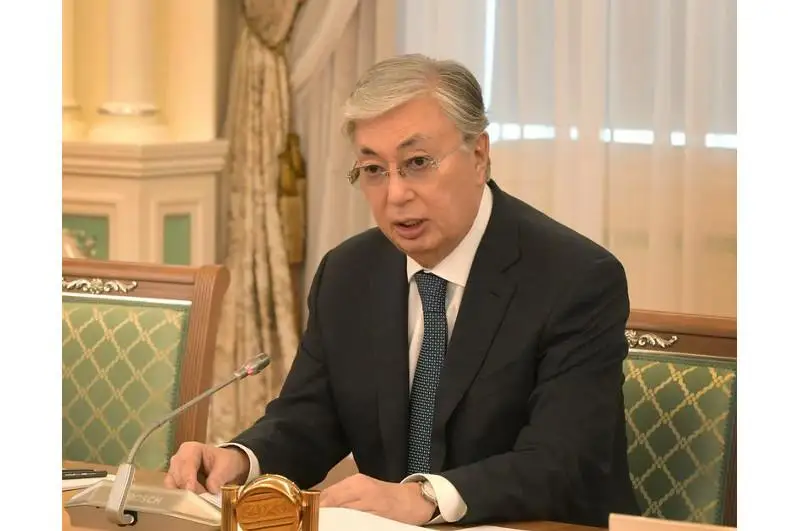 QR Prezıdenti: Qyrǵyzstanmen óńiraralyq yntymaqtastyqtyń birinshi forýmyn jýyq arada ótkizý kerek