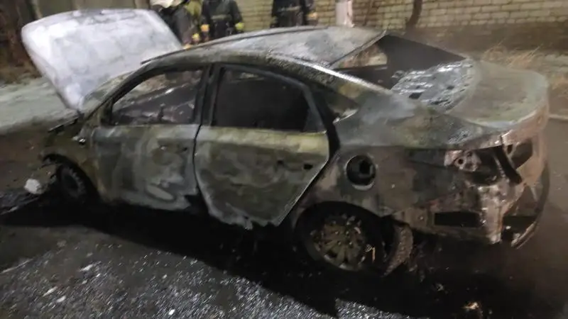 Оралда автокөліктен түк қалмай өртеніп кетті