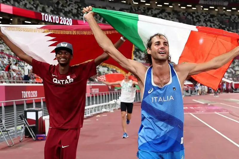 Впервые за сто лет два легкоатлета поделили «золото» на Олимпиаде в Токио