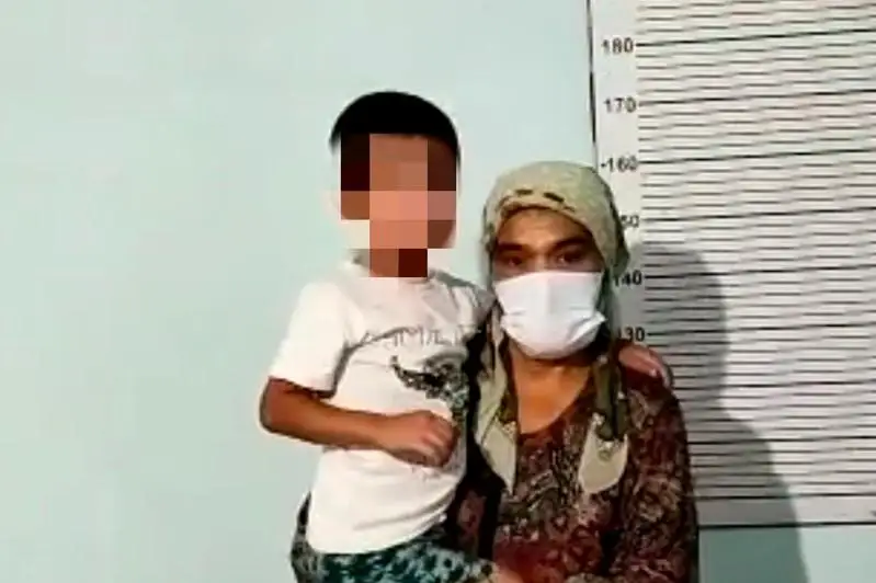 Пропавшего на рынке трехлетнего ребенка нашли в Туркестанской области