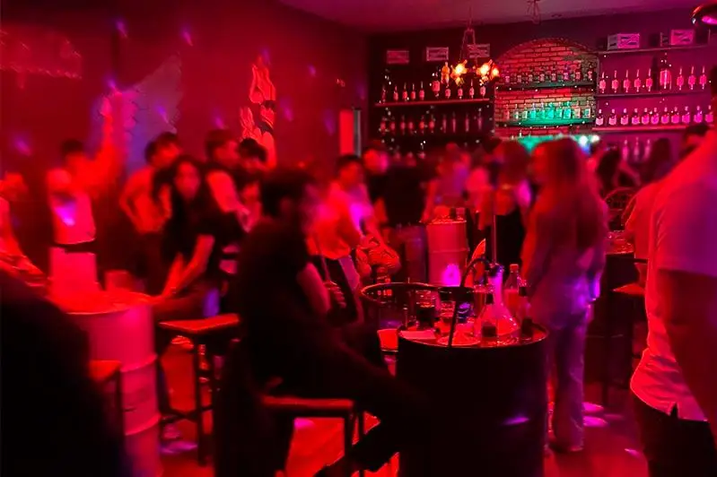 Около 30 заведений нарушили карантин за день в Нур-Султане