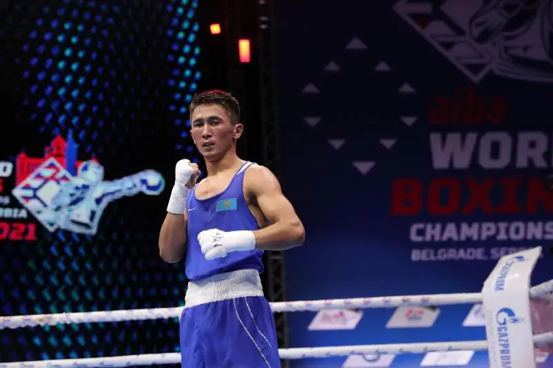 Махмуд Сабырхан завершил чемпионат мира по боксу с серебряной медалью