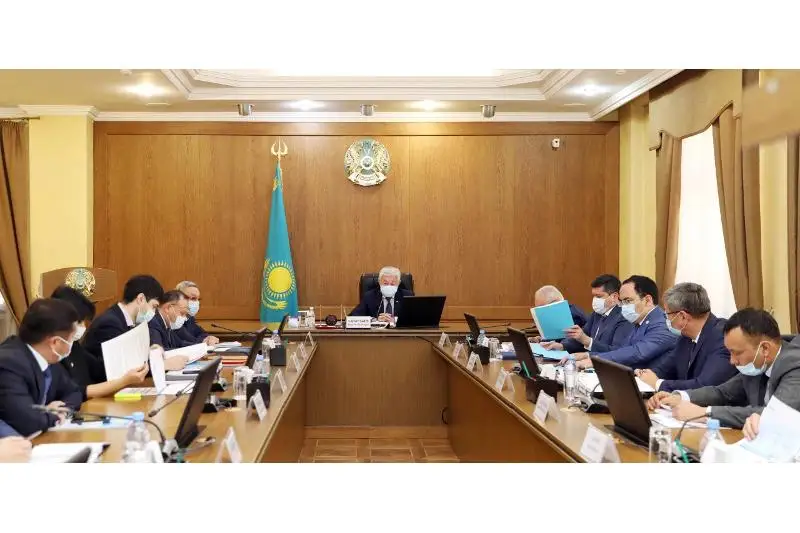Какова среднемесячная зарплата в Жамбылской области