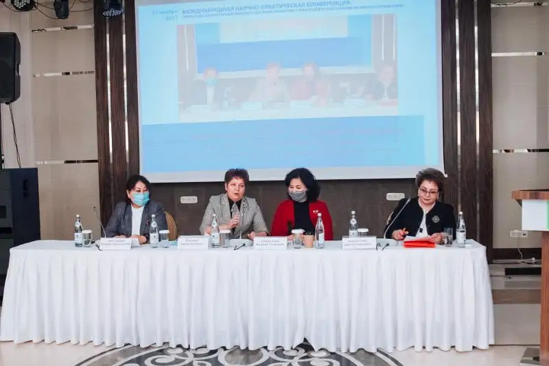 Столичные гинекологи назвали основные причины осложнений от COVID-19 у беременных