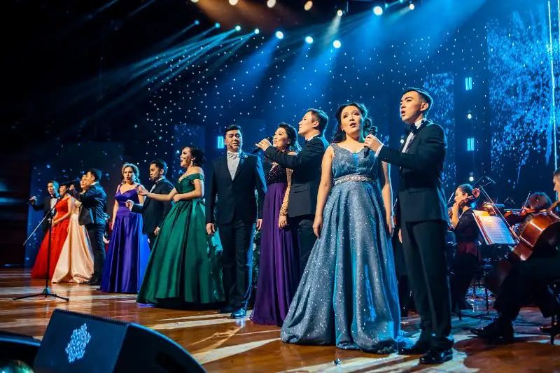 Astana opera akademııasynyń shákirtteri úlken sahnany baǵyndyryp jatyr