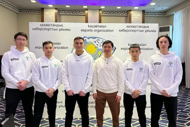 Almatyda kıbersportshylar úshin «Ar Namys» klýby ashyldy