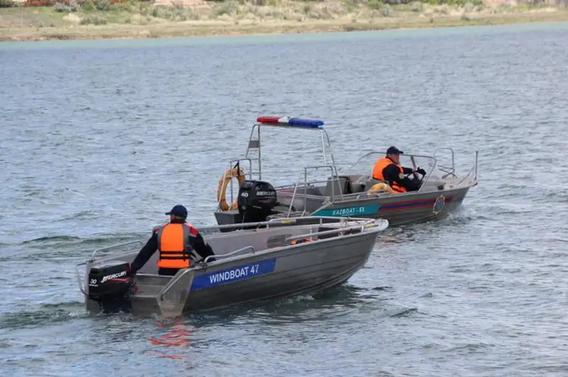 Карагандинцам напомнили о правилах поведения на водоемах