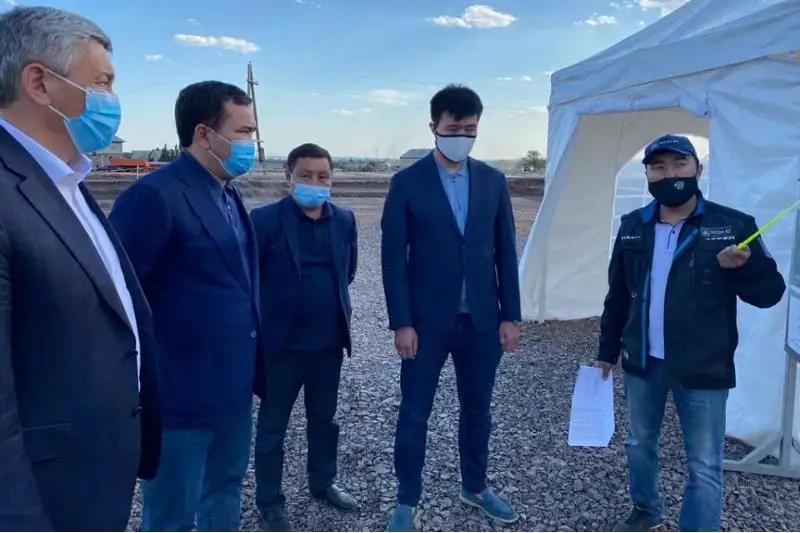 Проблему с «голыми» теплосетями начали решать в Караганде