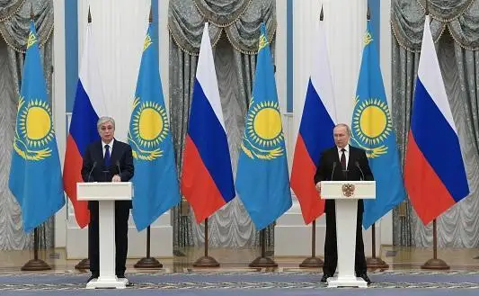 Президенты Казахстана и России провели совместный брифинг для СМИ