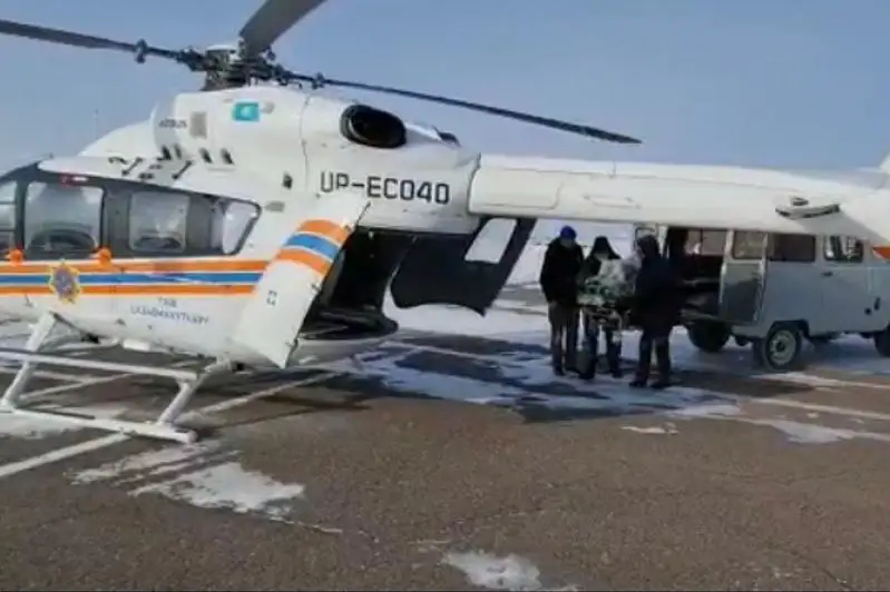 Новорожденного малыша в тяжелом состоянии транспортировали вертолетом из Экибастуза в Павлодар