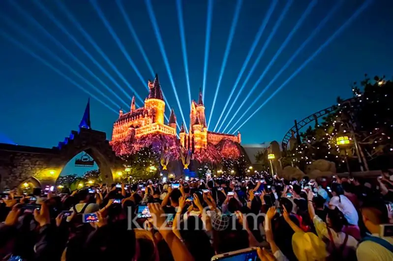 Середину осени празднуют в Китае