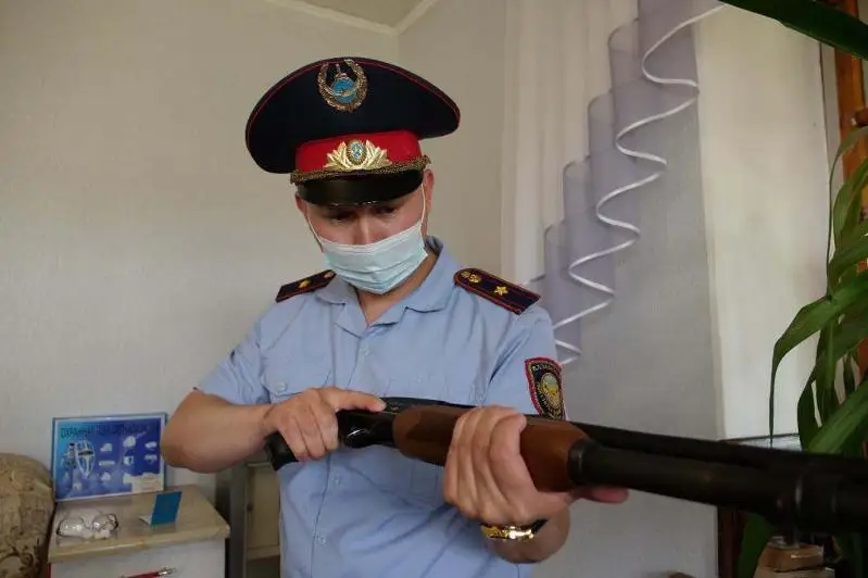 Почти 500 нарушений правил хранения оружия выявили в СКО