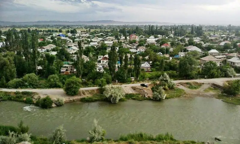 «Бородатые» объекты в Таразе приводят в порядок