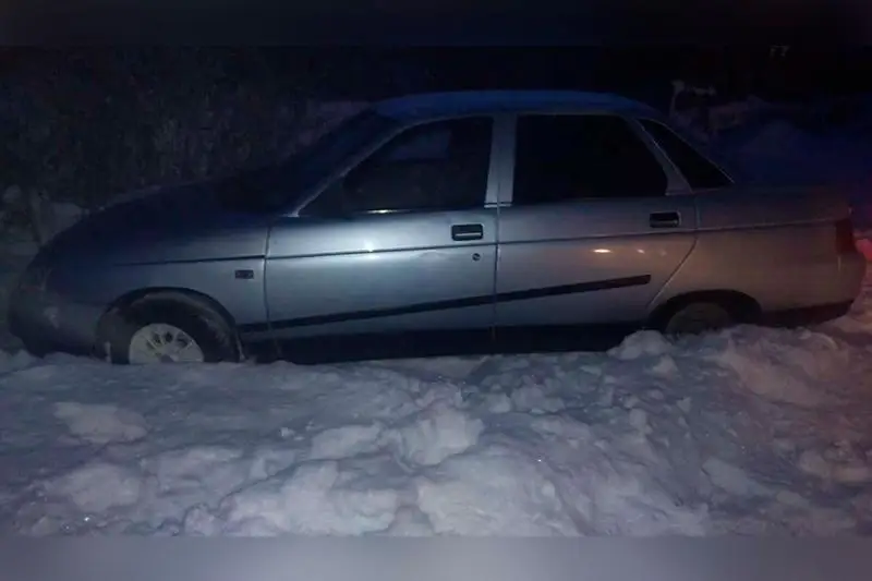 Пьяный водитель без прав съехал в кювет в Акмолинской области